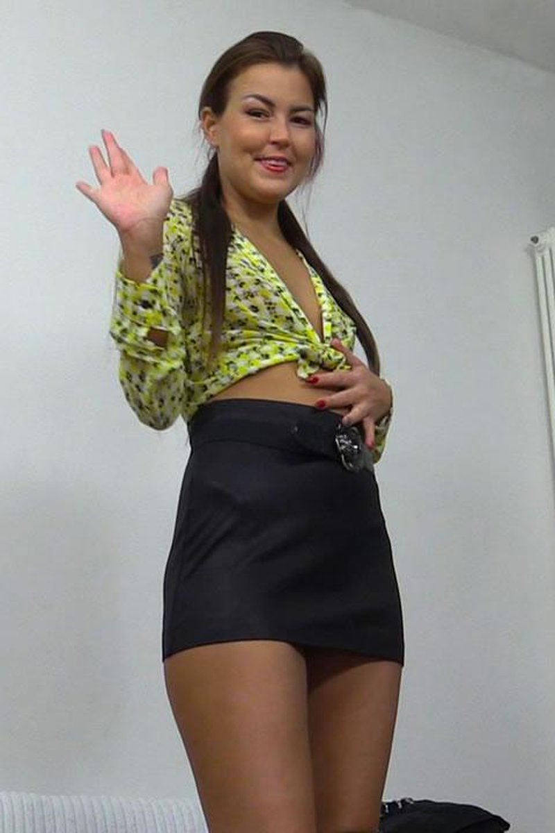 Cindy Shine - Screenshot 1 of 4