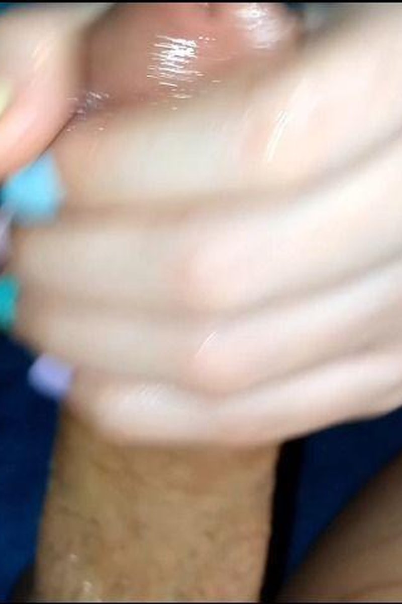 Easter Hands - Screenshot 1 of 4 - Amateur