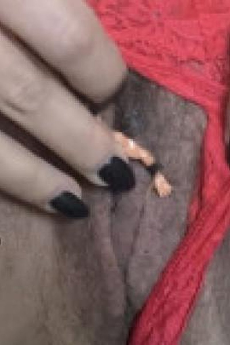 Tiny Between Giantess' Pussy Lips - Screenshot 1 of 4 - Fetish