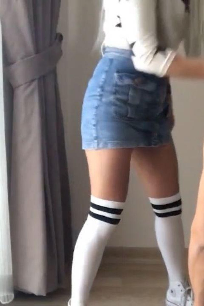 Slapping Fetish - Screenshot 1 of 4 - Femdom