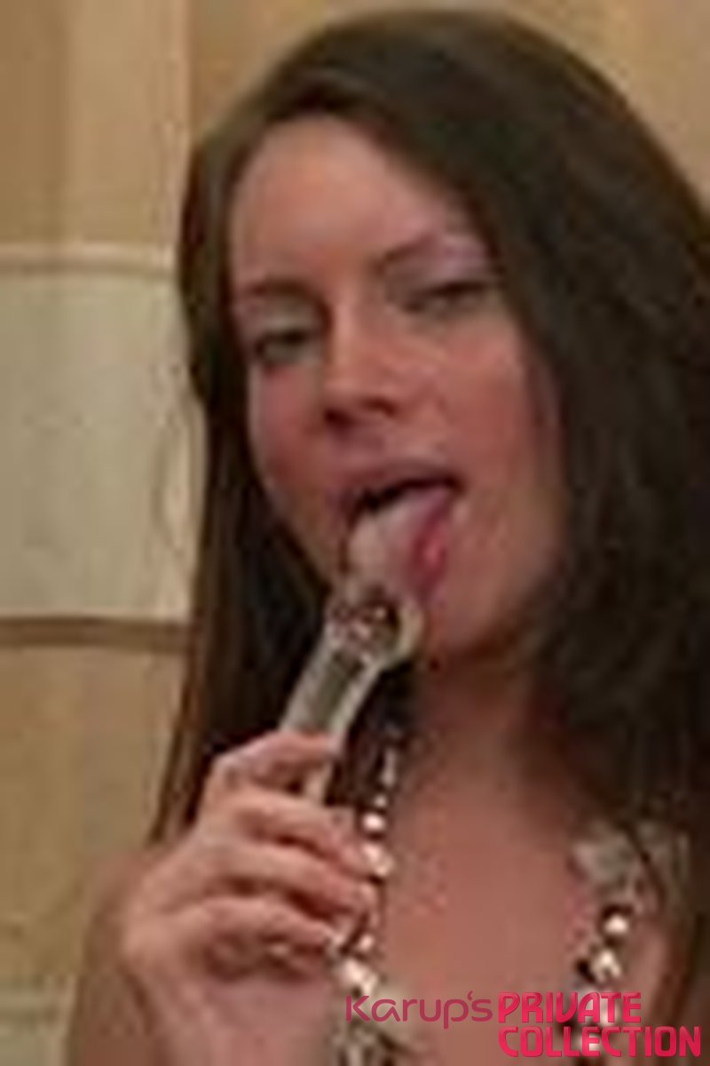 Mae - Screenshot 1 of 4 - Mae Ward