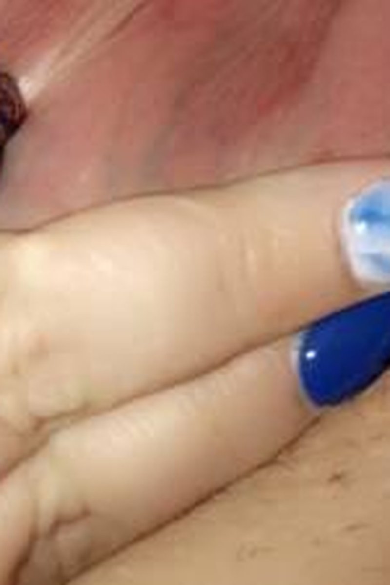 Blue - Screenshot 1 of 4 - Manicured