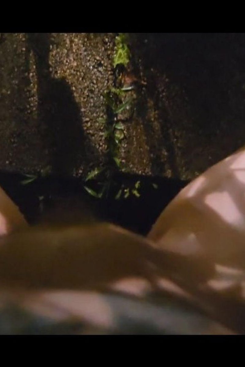 Peeing Like A Man - Screenshot 1 of 4 - Bloopers