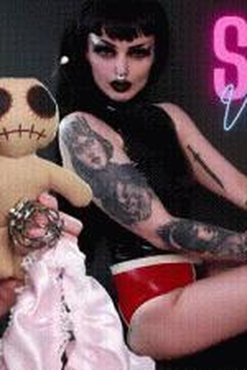 Sissy Voodoo Doll - Screenshot 1 of 4 - Fantasy