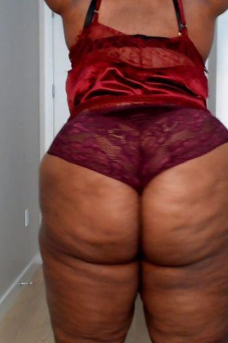 Avoid Chastity By Paying - Screenshot 1 of 4 - BBW