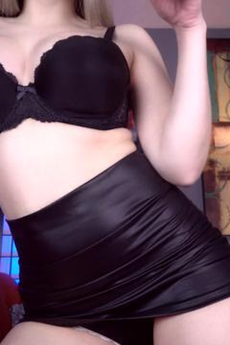 Bluetooth Executrix - Screenshot 1 of 4 - Ass Fetish