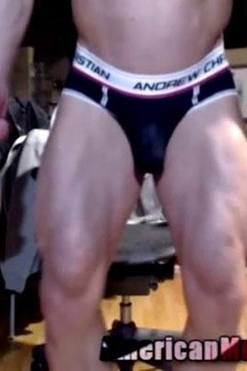 Leg Flex - Screenshot 1 of 4 - Blond Hair