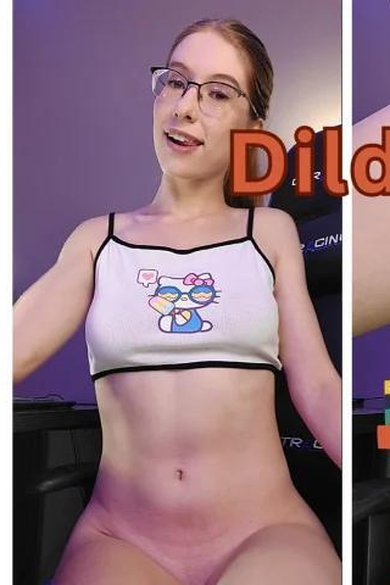Dildo At Work - Screenshot 1 of 4 - Lacey Bloom
