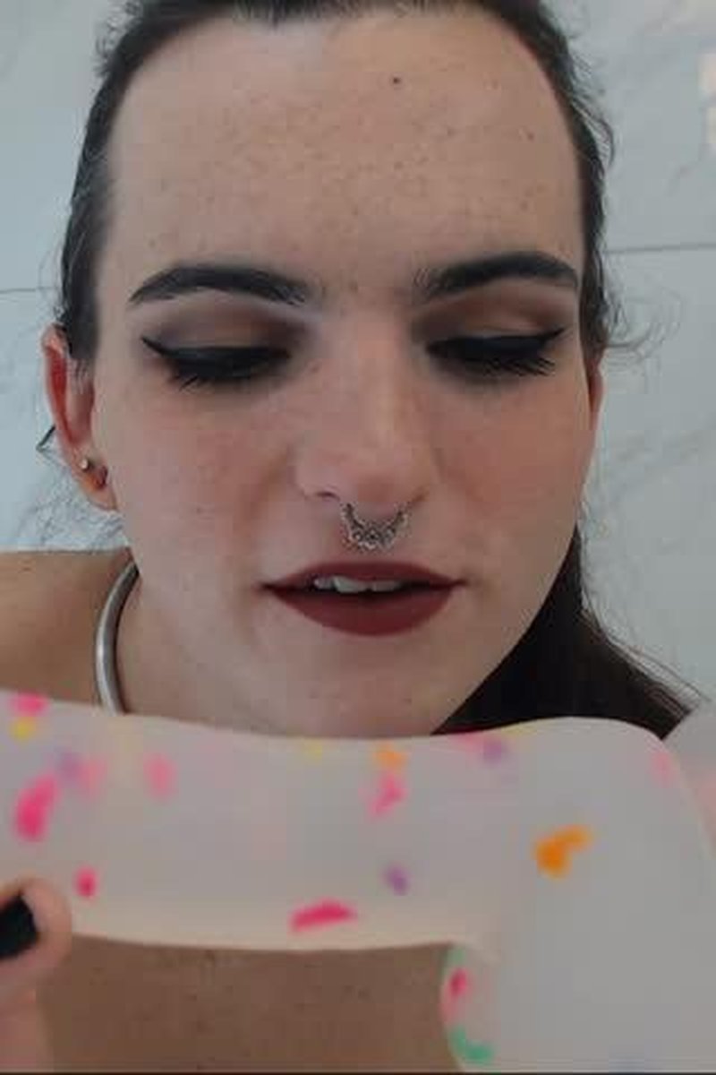 Rough Ass Fucking With Suction Cup Cock - Screenshot 1 of 4 - Masturbation