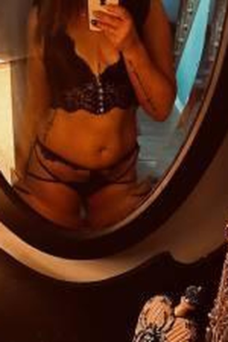 Crotchless - Screenshot 1 of 4 - Lingerie