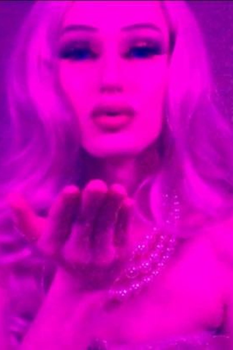 Bambii Goes Full Doll - Screenshot 1 of 4 - Blond Hair