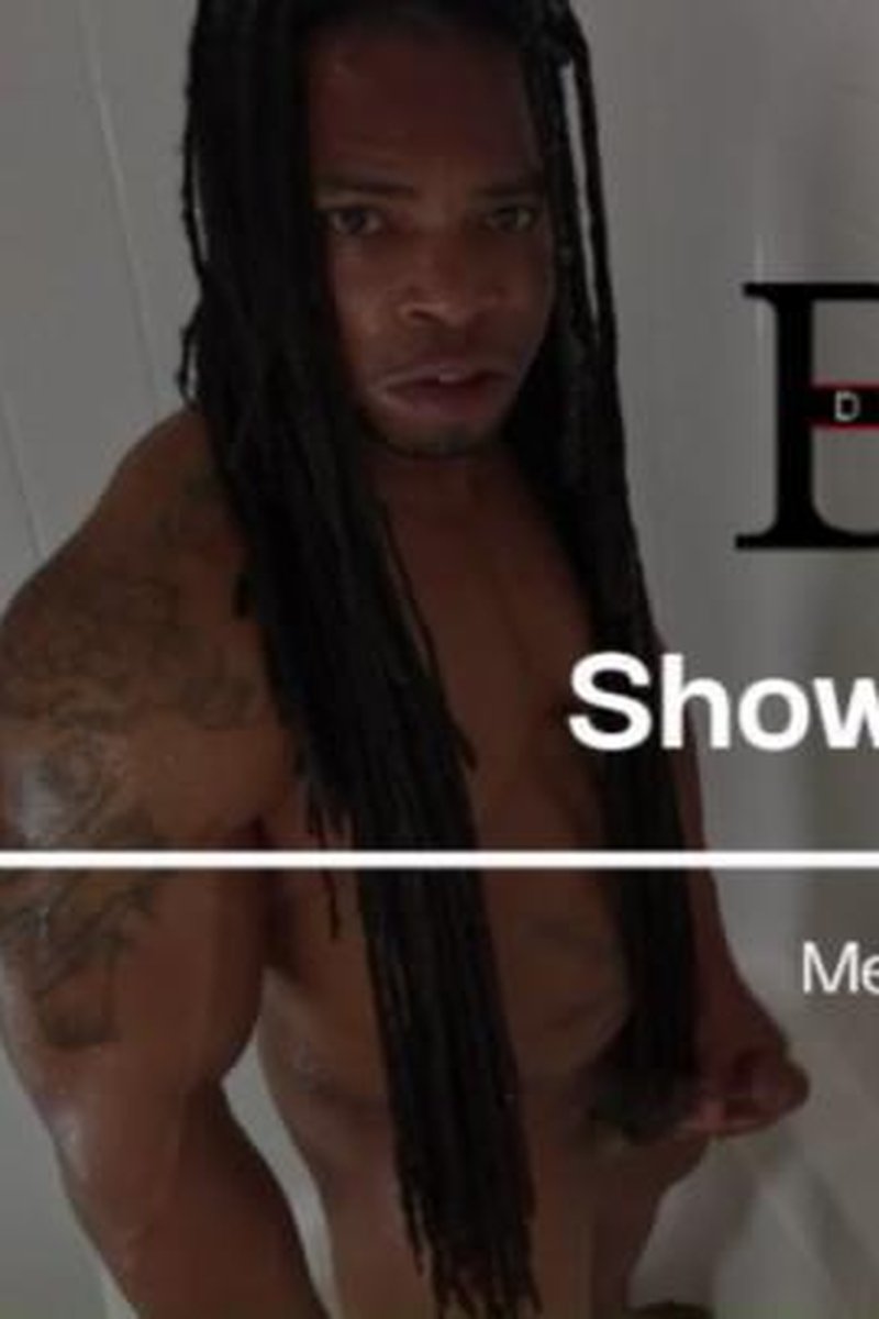 Shower Jerking - Screenshot 1 of 4 - BBC