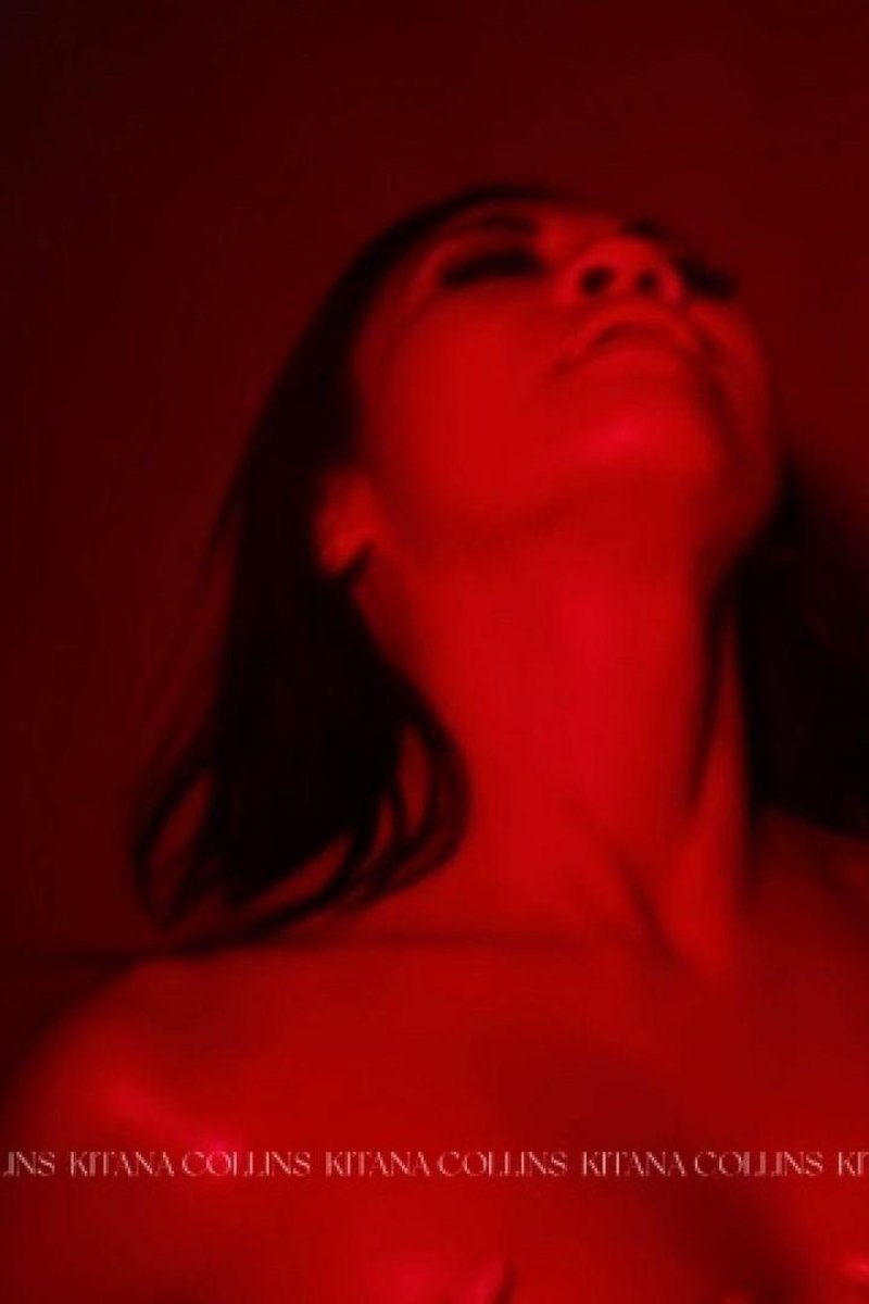 Solo Striptease - Screenshot 1 of 4 - Asian