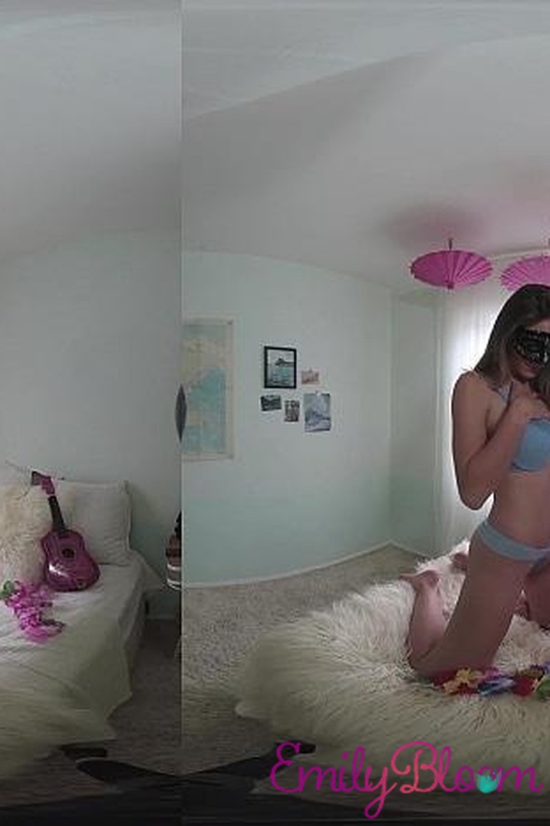 Umbrella VR - Screenshot 1 of 4 - Big Tits