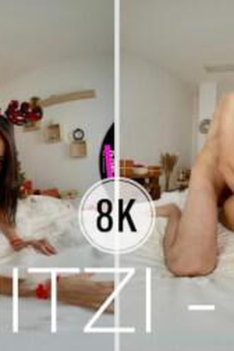 Christmas Sex With Mitzi From A Different Perspective - Screenshot 1 of 4 - 3D Available