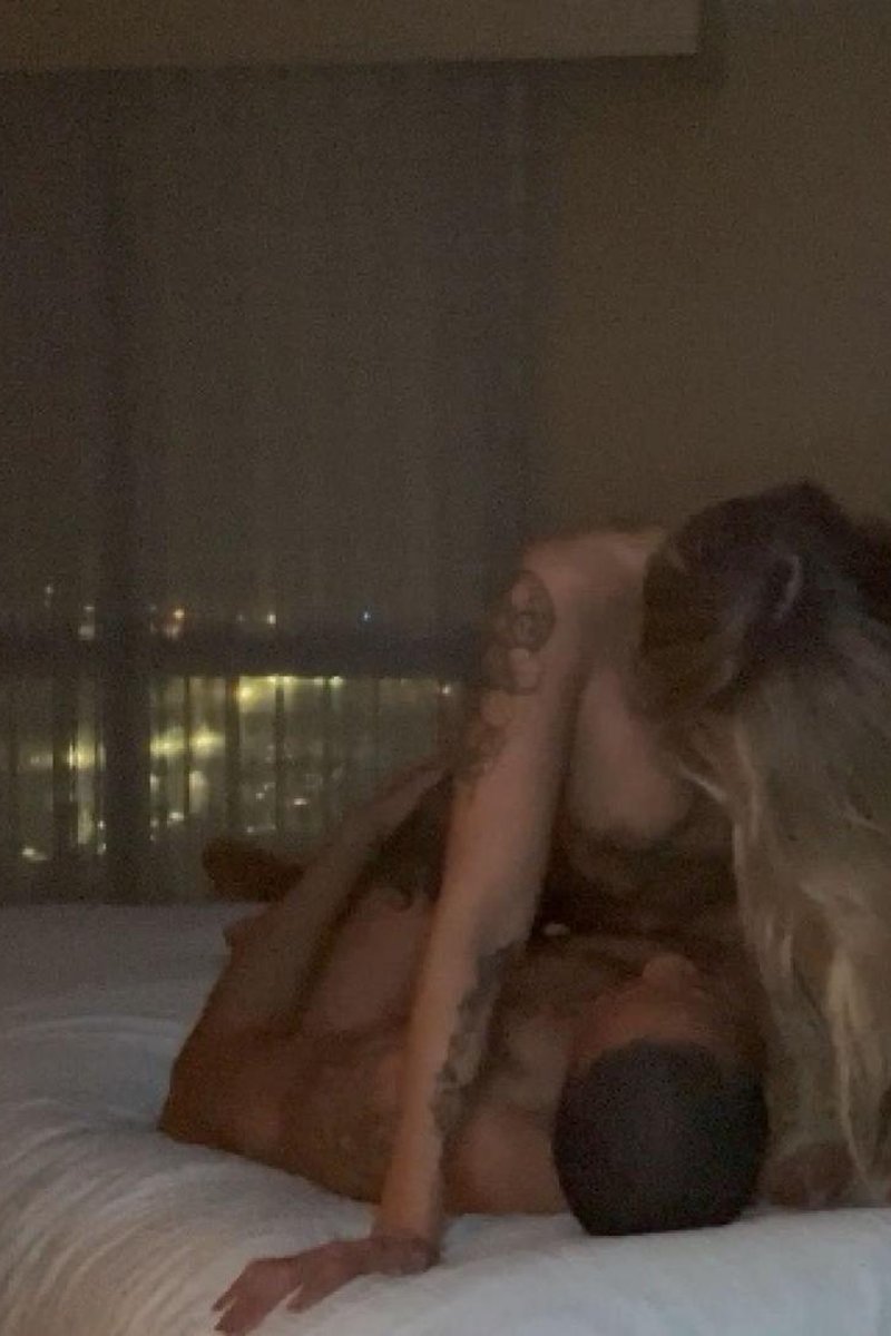 Hookup - Screenshot 1 of 4 - Anonymous Sex