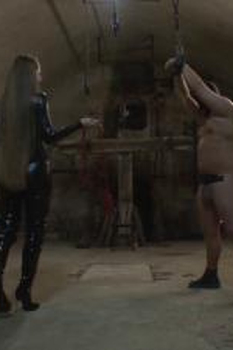 TP-iwantclipsladystefanie-sack-testicle-knot-german