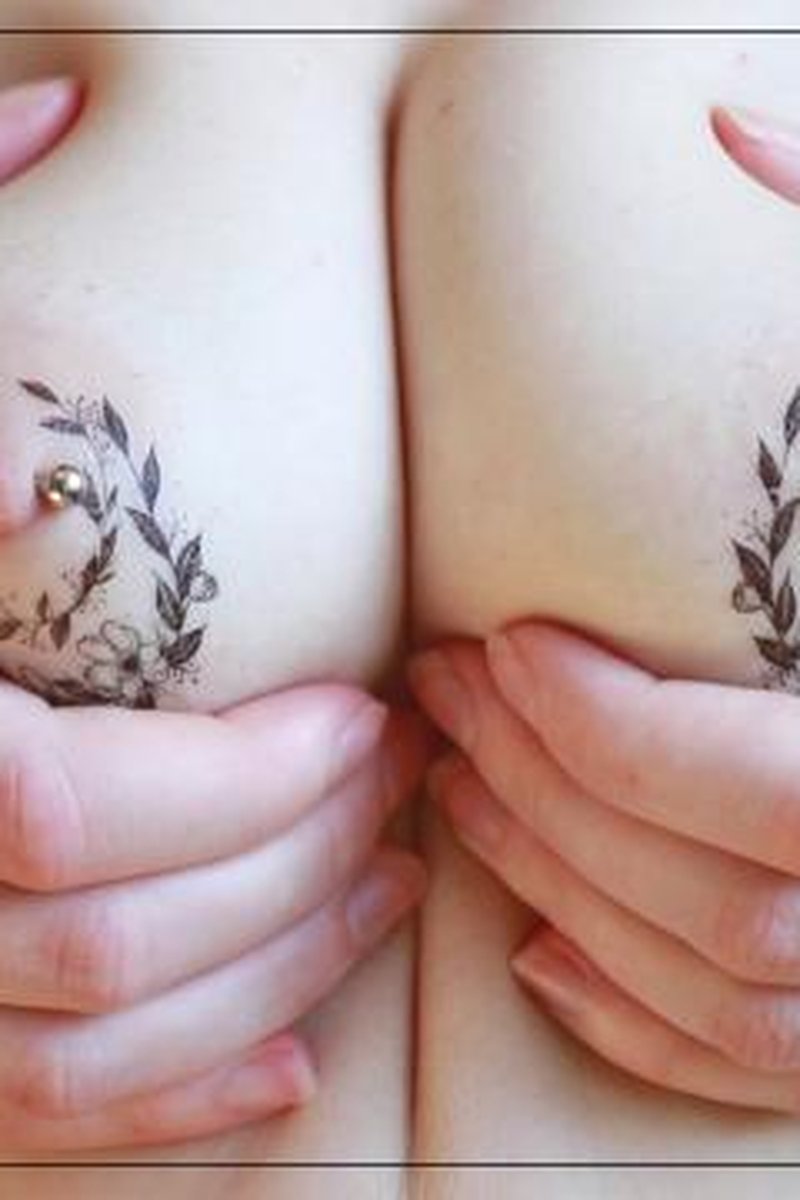 Temp Titty Tattoos - Screenshot 1 of 4 - Boob Grabbibg