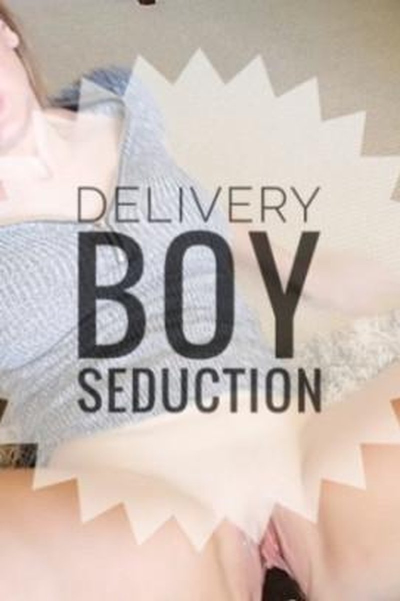 Delivery Boy Seduction - Screenshot 1 of 4 - Creampie