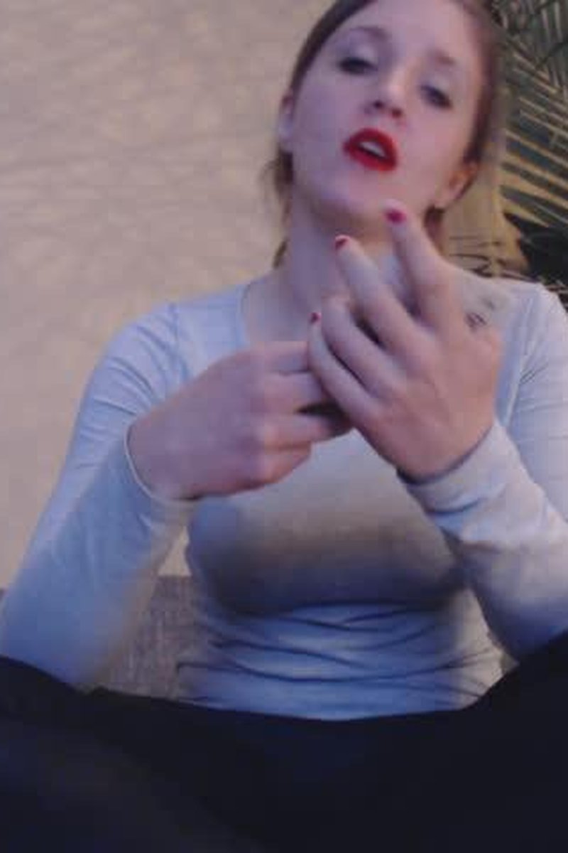 Addicted Paybitch - Screenshot 1 of 4 - Domination