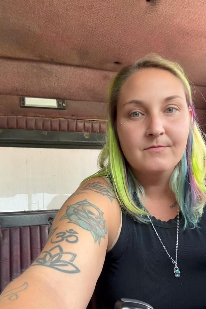 Quick Release - Screenshot 1 of 4 - Inkedwomen