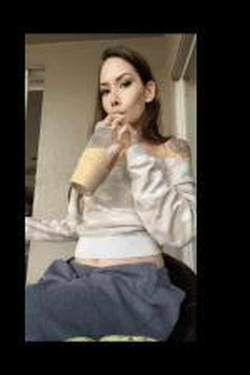 Coffee & A Cig - Screenshot 1 of 4 - Findom