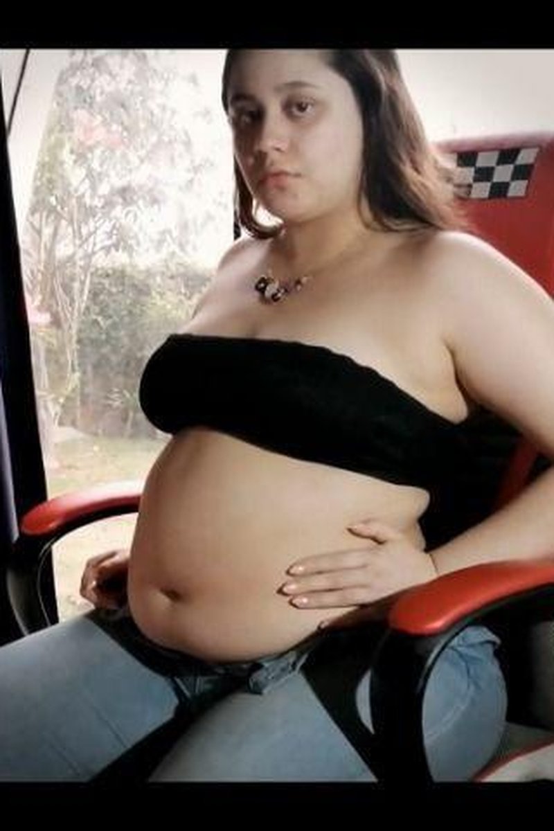 Big Belly College Girl - Screenshot 1 of 4 - BBW