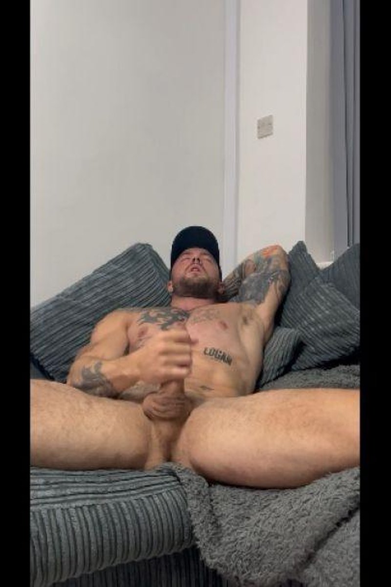 Solo Wank Session - Screenshot 1 of 4 - Cumshot