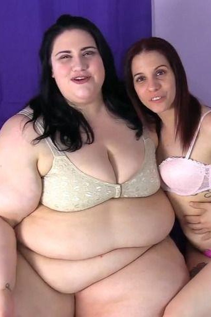 2 Piggies - Screenshot 1 of 4 - Bbwssbbw