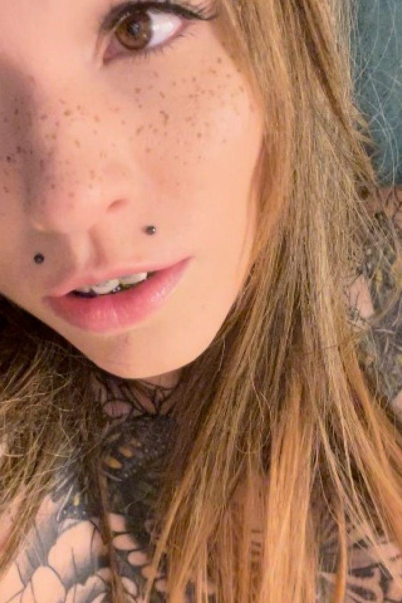 Close Face - Screenshot 1 of 4 - Adorable