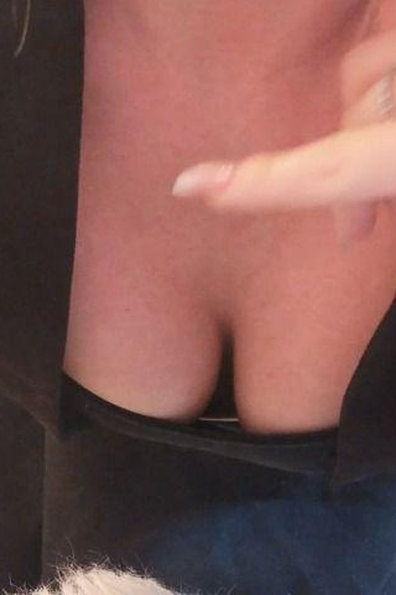 Between My Giant Boobs - Screenshot 1 of 4 - Big Tits
