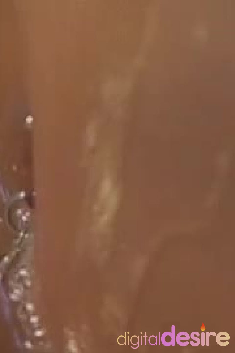 Nadia Styles - Screenshot 1 of 4 - Babes