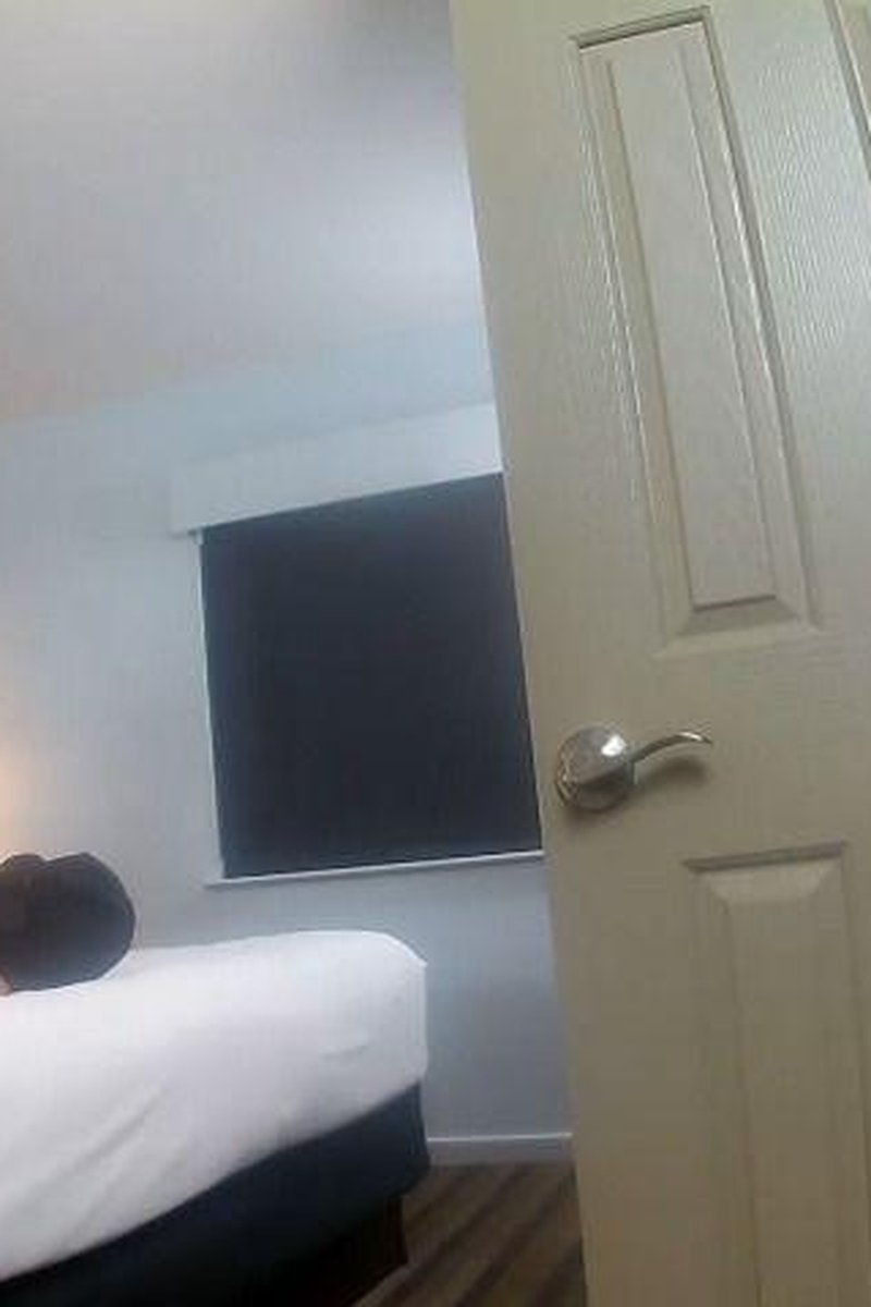 Cuckold View Serenity Loves Black Dick - Screenshot 1 of 4 - BBC