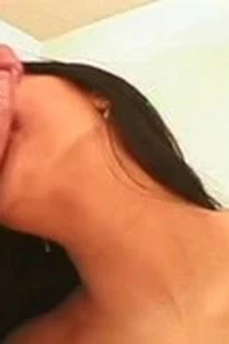 Carmen - Screenshot 1 of 4 - Threesome
