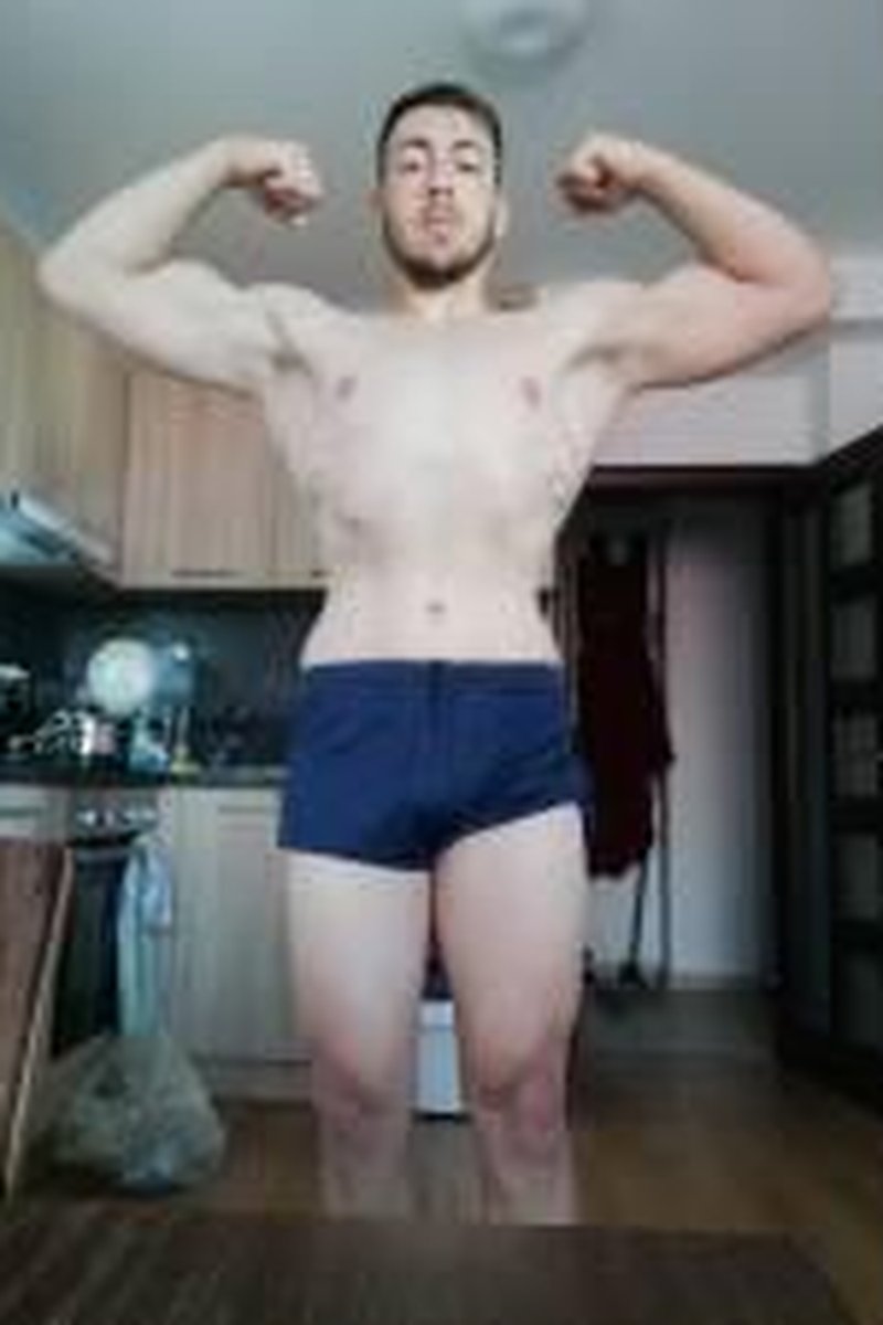 Back Fetish - Screenshot 1 of 4 - 20-23 Years Old