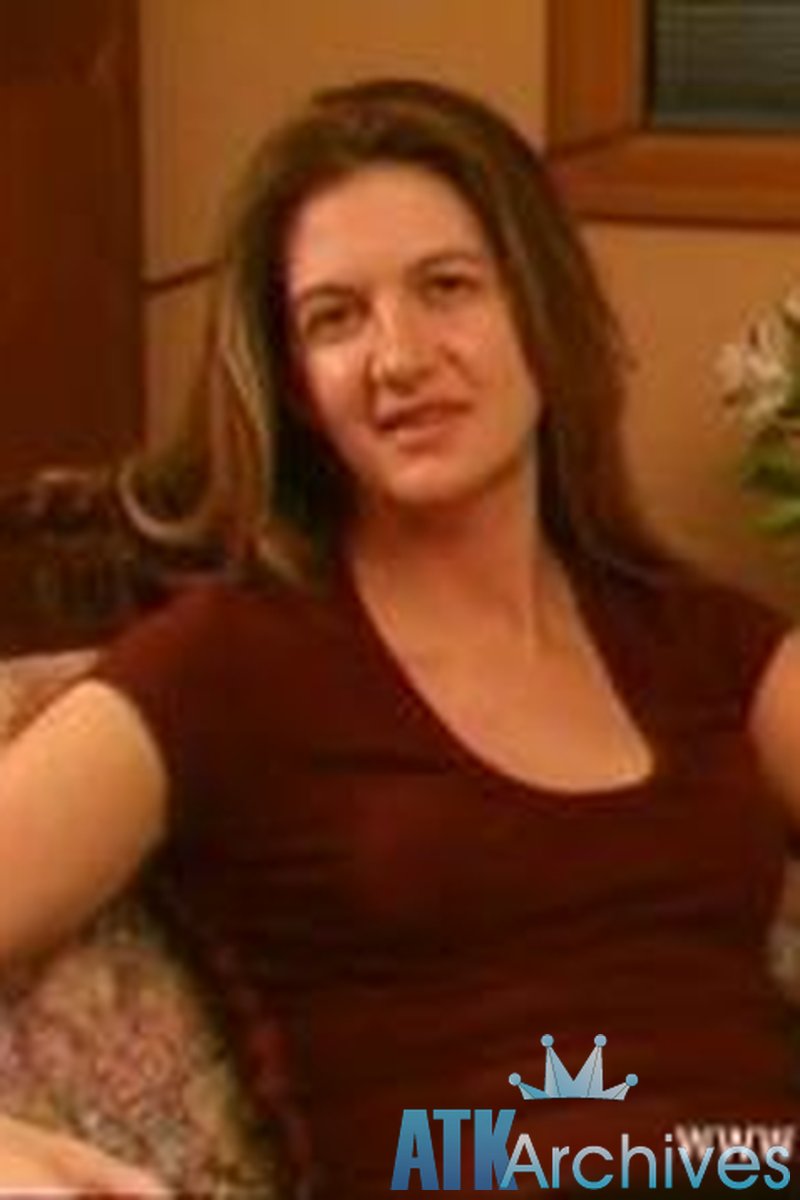 Kimberly - Interview - Screenshot 1 of 4 - Kimberly Kim004