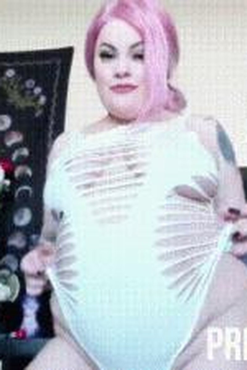 Curve Compulsion - Screenshot 1 of 4 - BBW