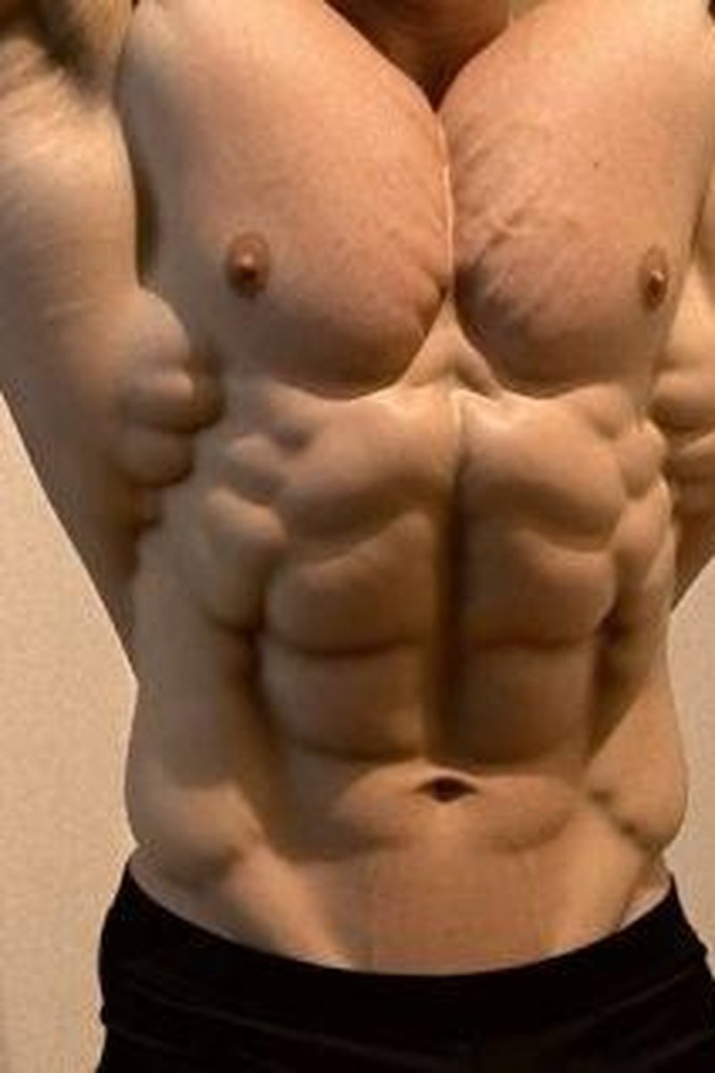 Abs Flex - Screenshot 1 of 4 - Bodybuilder