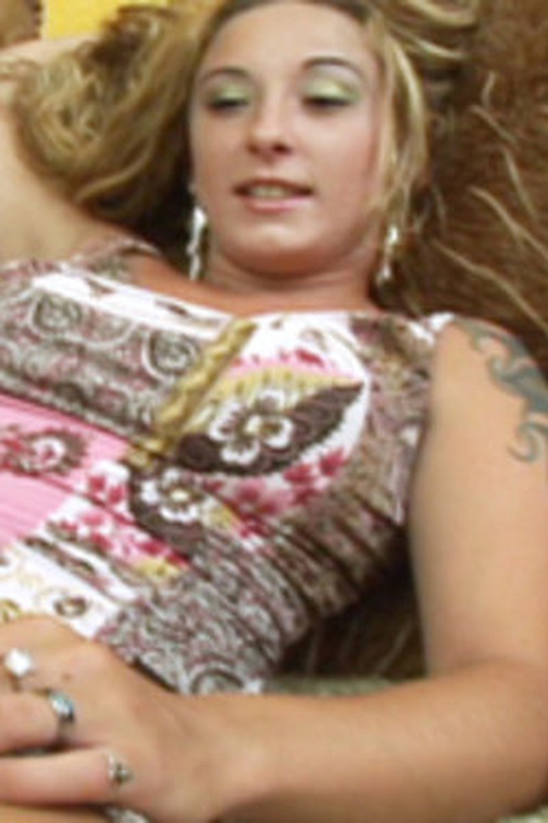 Serena Marcus - Screenshot 1 of 4 - Blond Hair