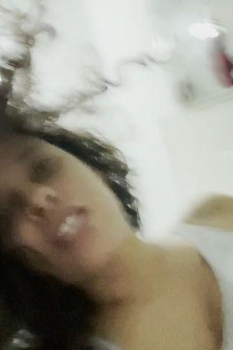 Giantess Smooshes You - Screenshot 1 of 4 - Ass Smooshing