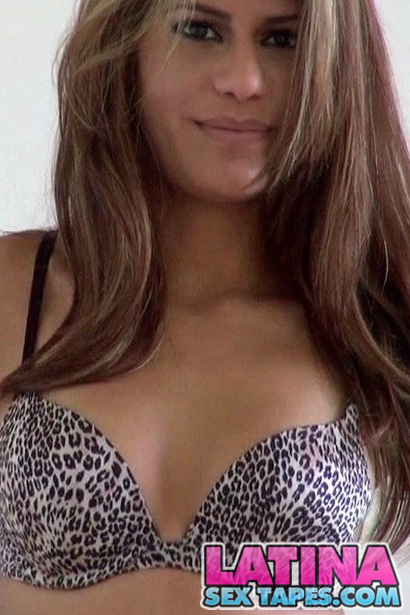Hot Bath for Babe - Screenshot 1 of 4 - Dayana 3757