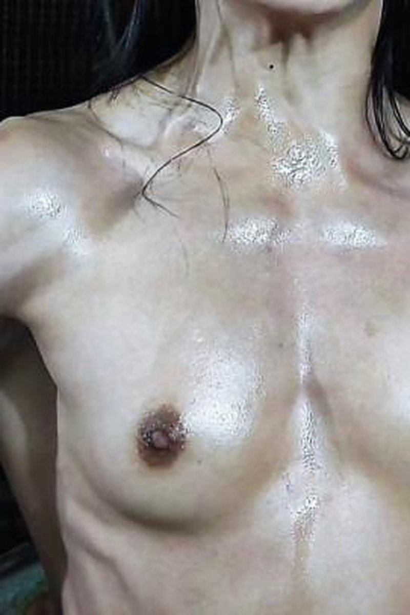 Taylor - Concrete - Screenshot 1 of 4 - Bodybuilder