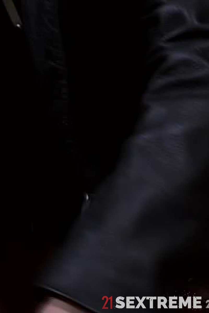 All Black - Screenshot 1 of 4 - Anal