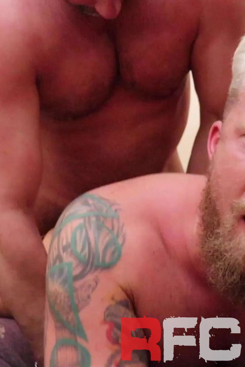 Big Blond Bombshell - Screenshot 1 of 4 - Big Muscle Guys