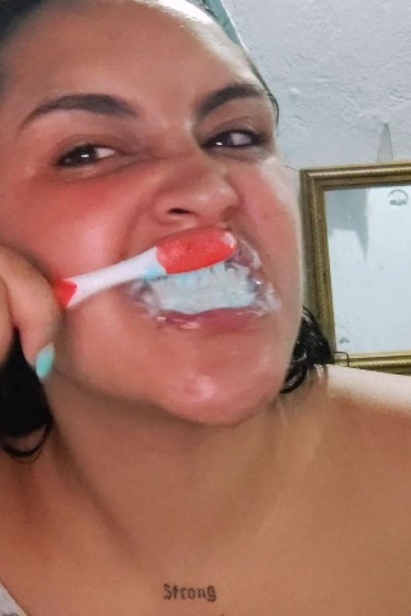 Brush Teeth - Screenshot 1 of 4 - Brushingteeth