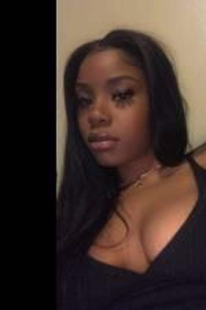 Buy Custom Content - Screenshot 1 of 4 - 20-23 Years Old
