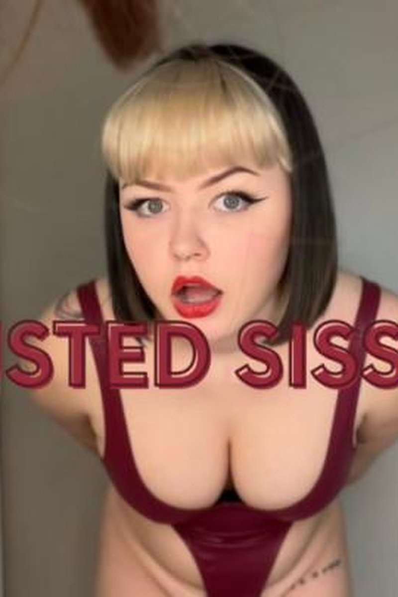 Busted Sissy - Screenshot 1 of 4 - Feminization Encouragement