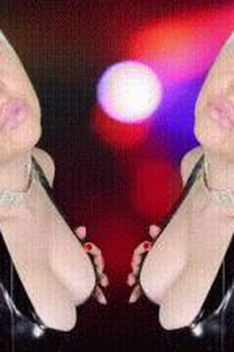 Thirst - Screenshot 1 of 4 - Blonde Hair (Female)
