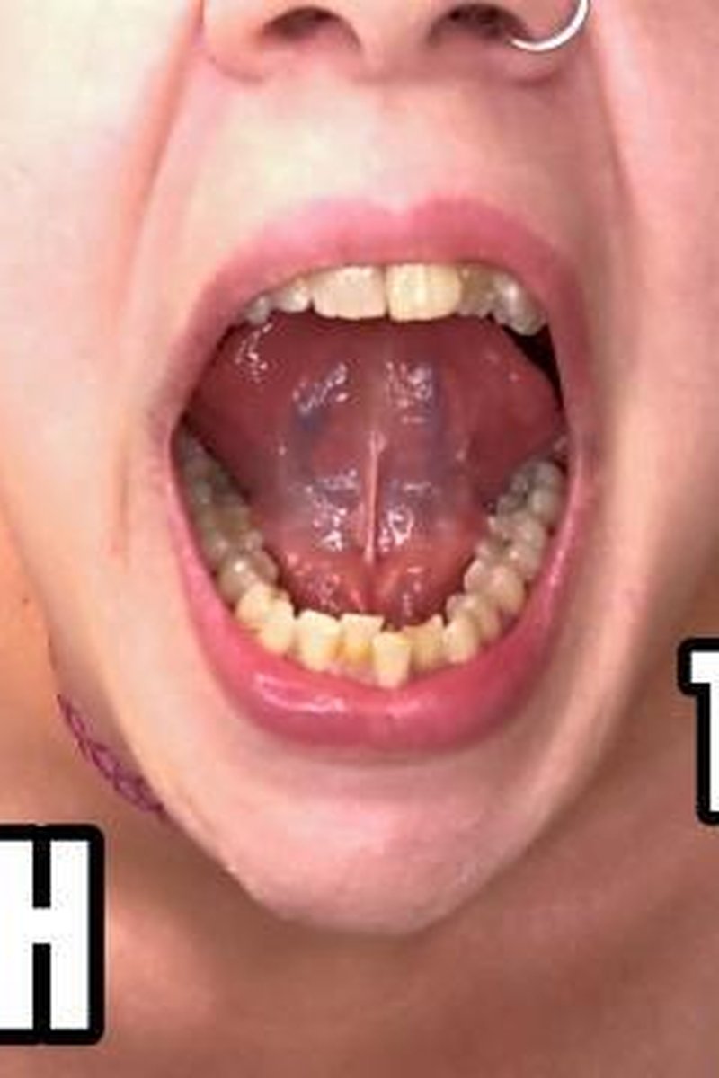 Lips Mouth Tongue Fetish - Screenshot 1 of 4 - Close Up