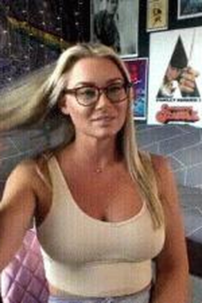 Caged - Screenshot 1 of 4 - Chastity Encouragement